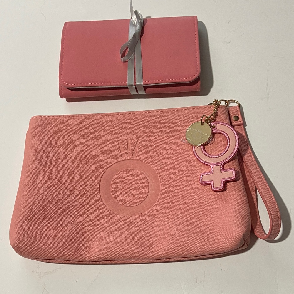 Pandora Pink Cosmetic Bag and Jewelry Roll Set